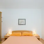 Apartment By The Sea - 18603 Vir
