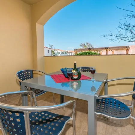 By The Sea - 18603 Apartman