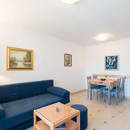 Apartman By The Sea - 18603 Vir