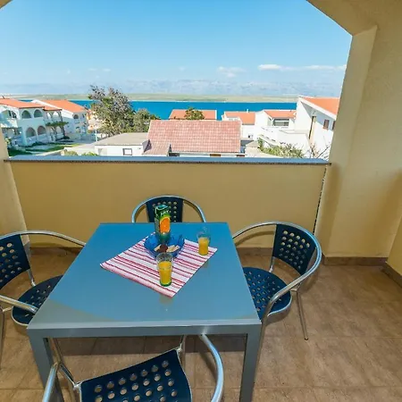 By The Sea - 18603 Apartman
