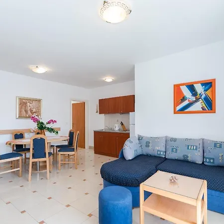 Apartman By The Sea - 18603 *