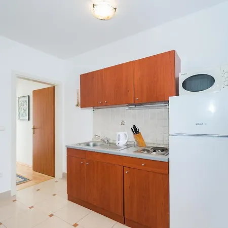 By The Sea - 18603 Apartman *