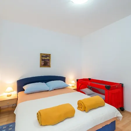 Apartment By The Sea - 18603