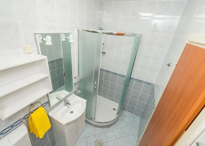 Apartman By The Sea - 18603 Vir